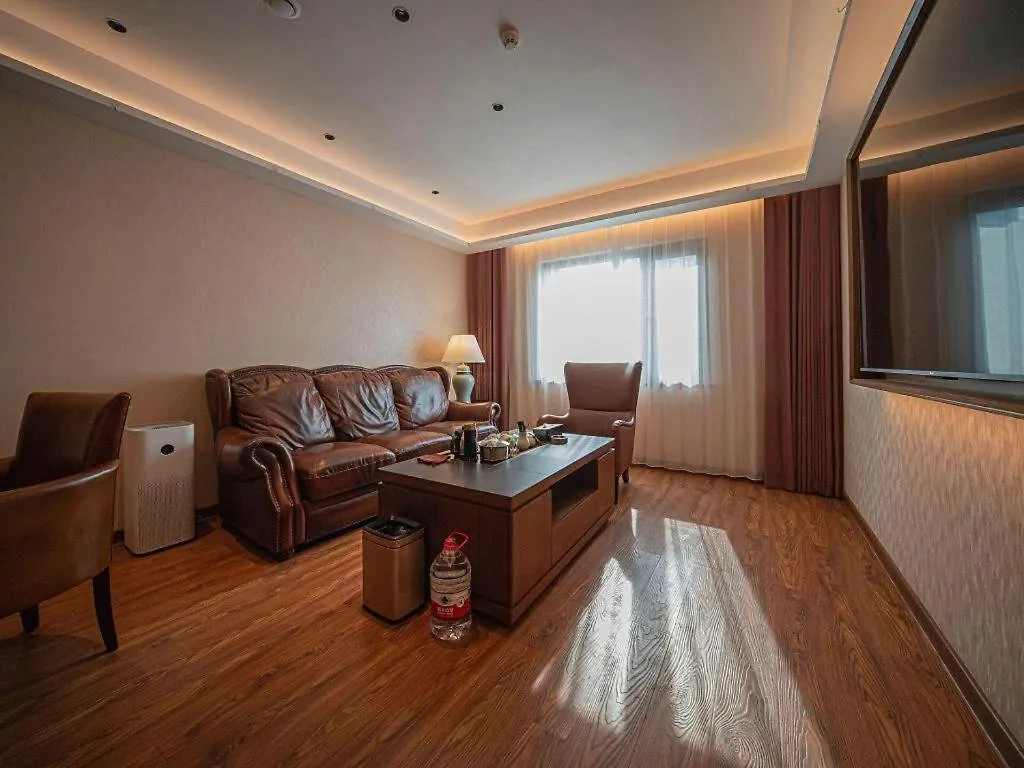 *** Hotel James Joyce Coffetel Xinyang Xixian Longhu Huayi Cina